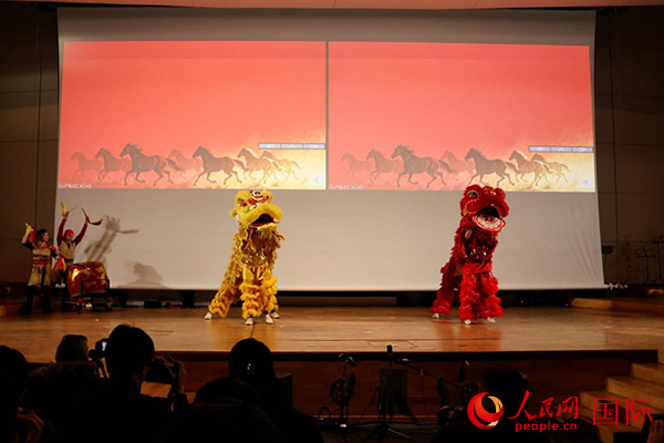 《龙腾虎跃贺新春》节目生动展现“功夫少年”朝气蓬勃的精神风貌。人民网记者 刘仲华摄