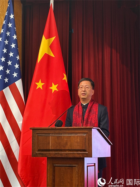 中国驻旧金山总领事张建敏在新春招待会致辞。人民网记者 邓圩摄