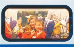 春运图景不断焕新(新时代画卷)